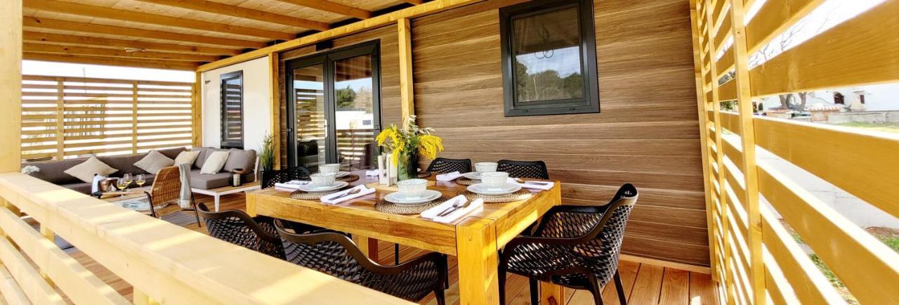 Mobilehome Elena Premium With Pool, Istria Banjole Eksteriør billede