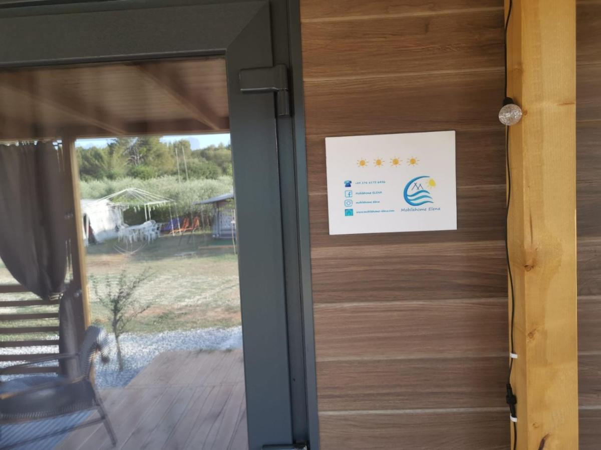 Mobilehome Elena Premium With Pool, Istria Banjole Eksteriør billede